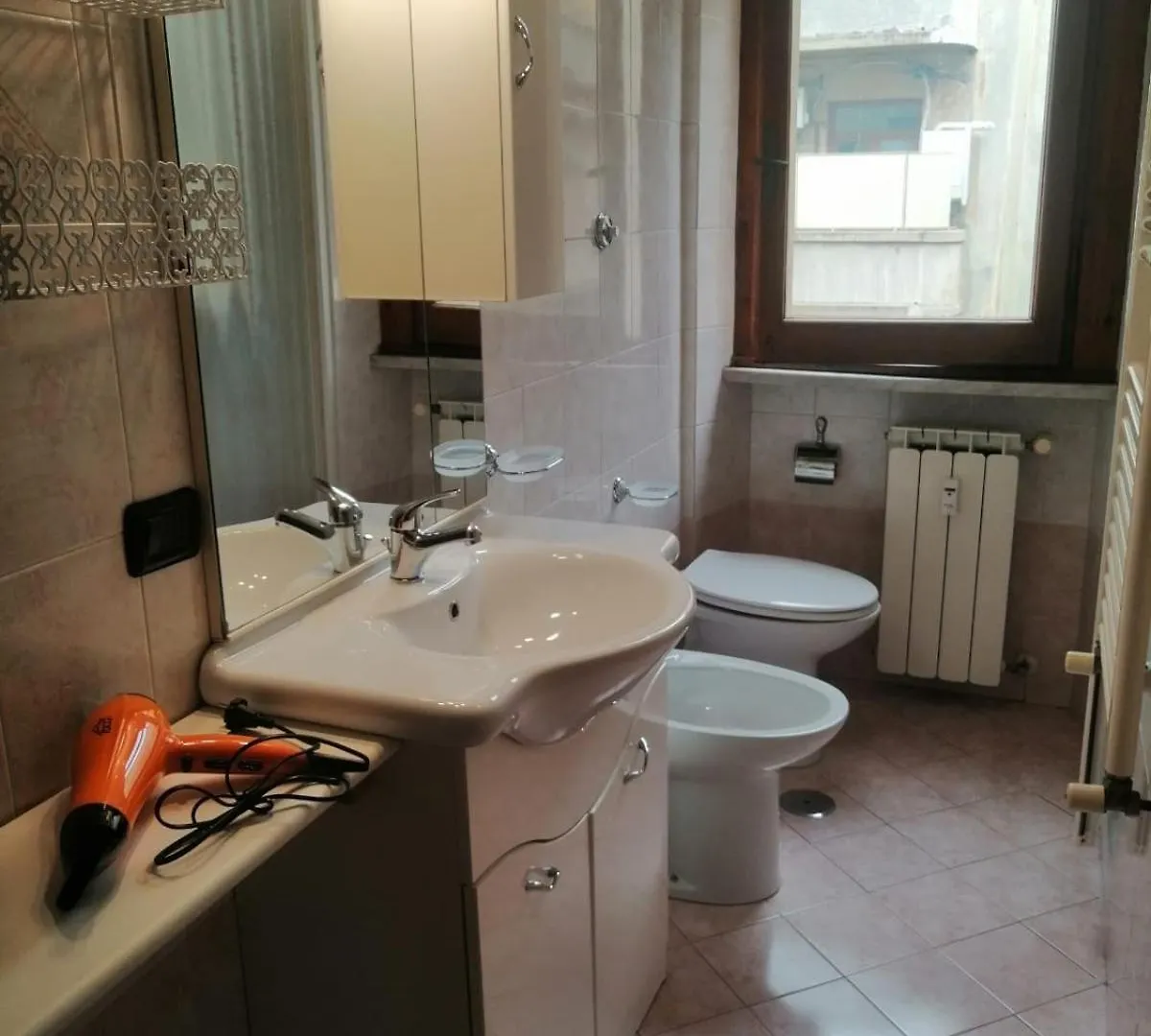 Apartment In Front Of The Train Station! Florence Italy